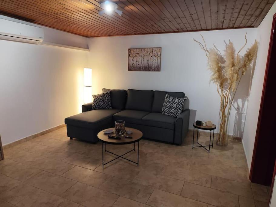 فيلا Lemon Tree House Poros Poros Town المظهر الخارجي الصورة