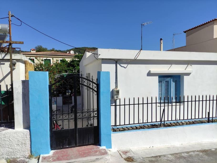 فيلا Lemon Tree House Poros Poros Town المظهر الخارجي الصورة